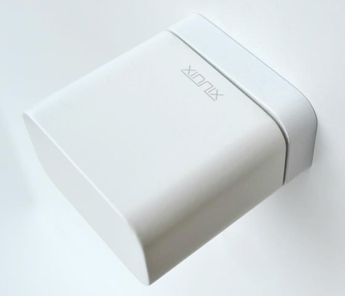 Xinnix geveerde deurknop serie 001 - Wit
